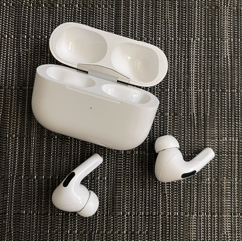 Product Image ../../productsimages/airpods_pro.png